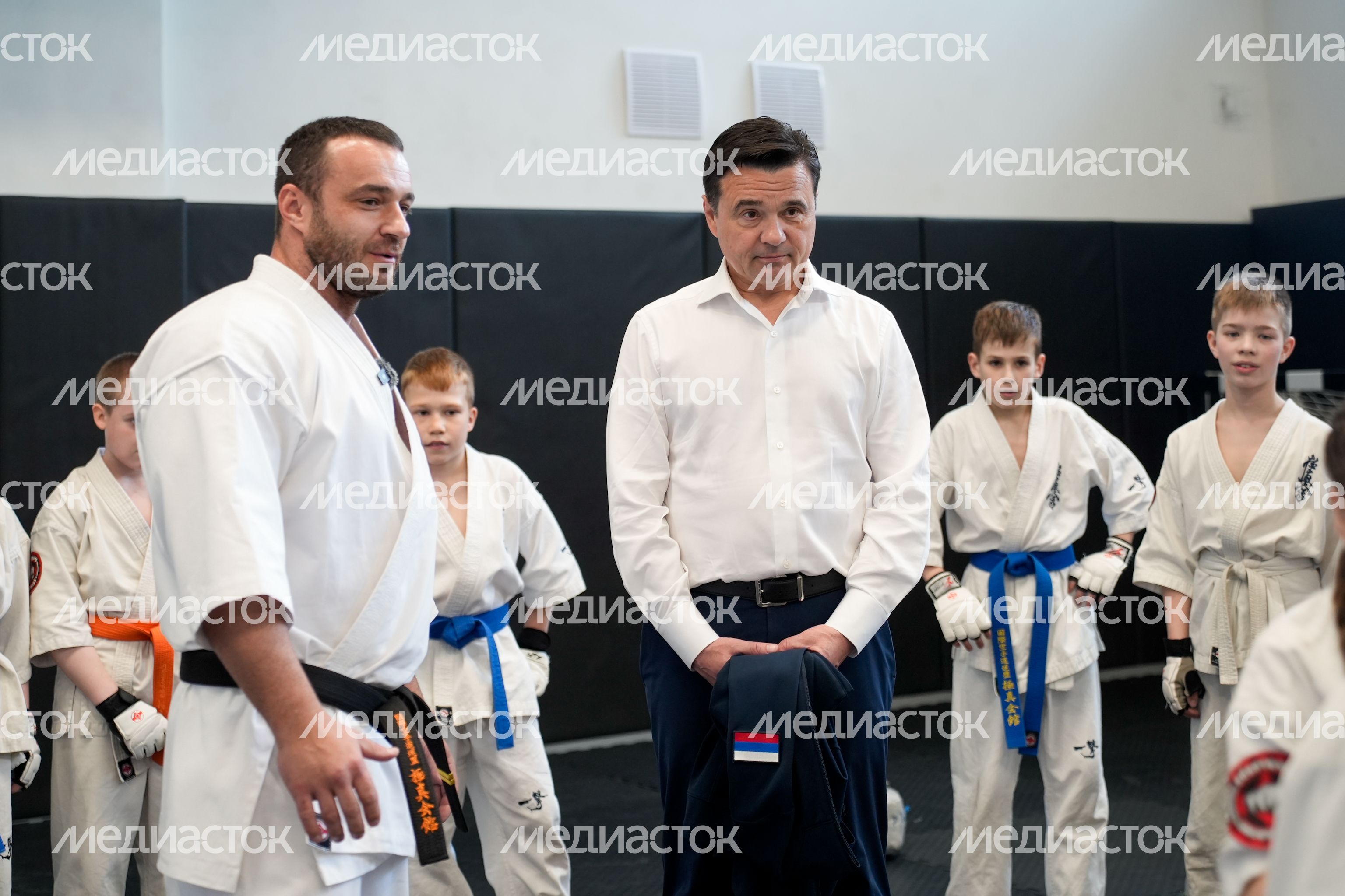 Андрей Воробьев проверил работу стадиона "Торпедо" в Орехово-Зуеве Андрей Воробьев проверил работу стадиона "Торпедо" в Орехово-Зуеве
