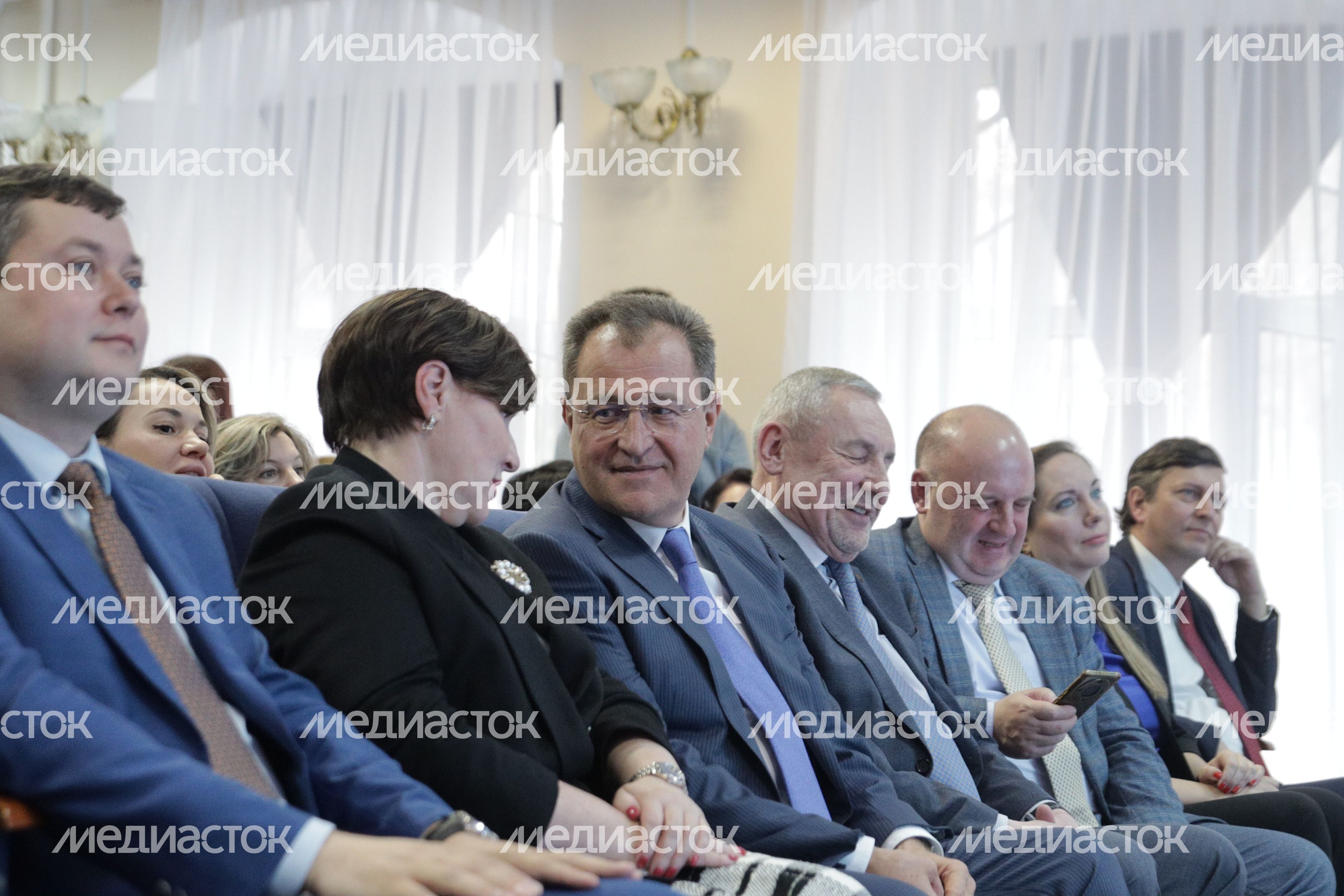 С праздником труда поздравили специалистов отрасли городского хозяйства Подмосковья