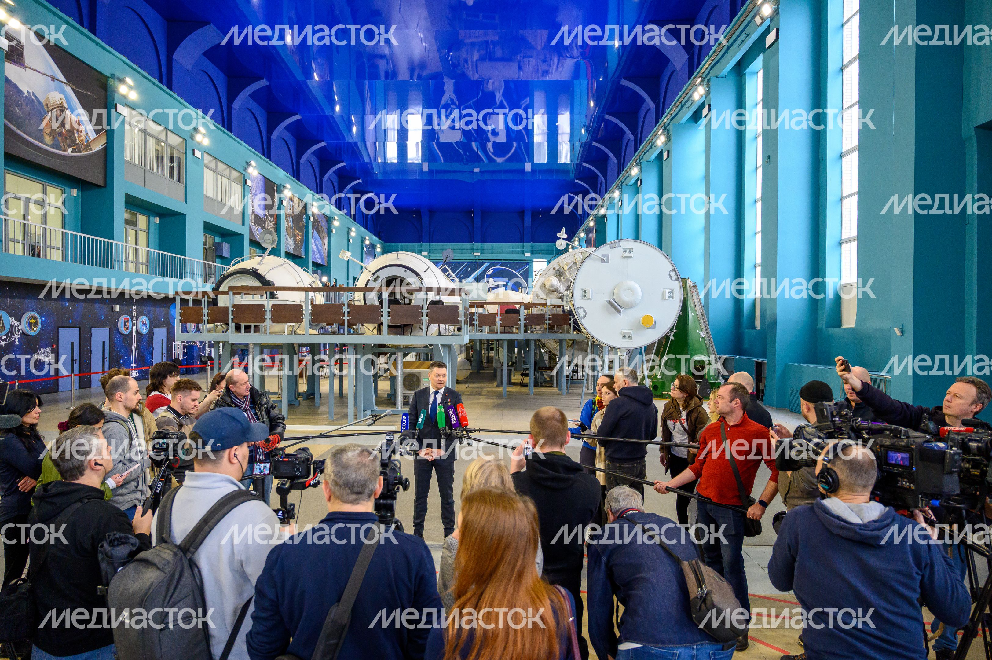 Российский космонавт Олег Кононенко рассказал, как проходит отбор кандидатов в отряд космонавтов Роскосмоса Российский космонавт Олег Кононенко рассказал, как проходит отбор кандидатов в отряд космонавтов Роскосмоса