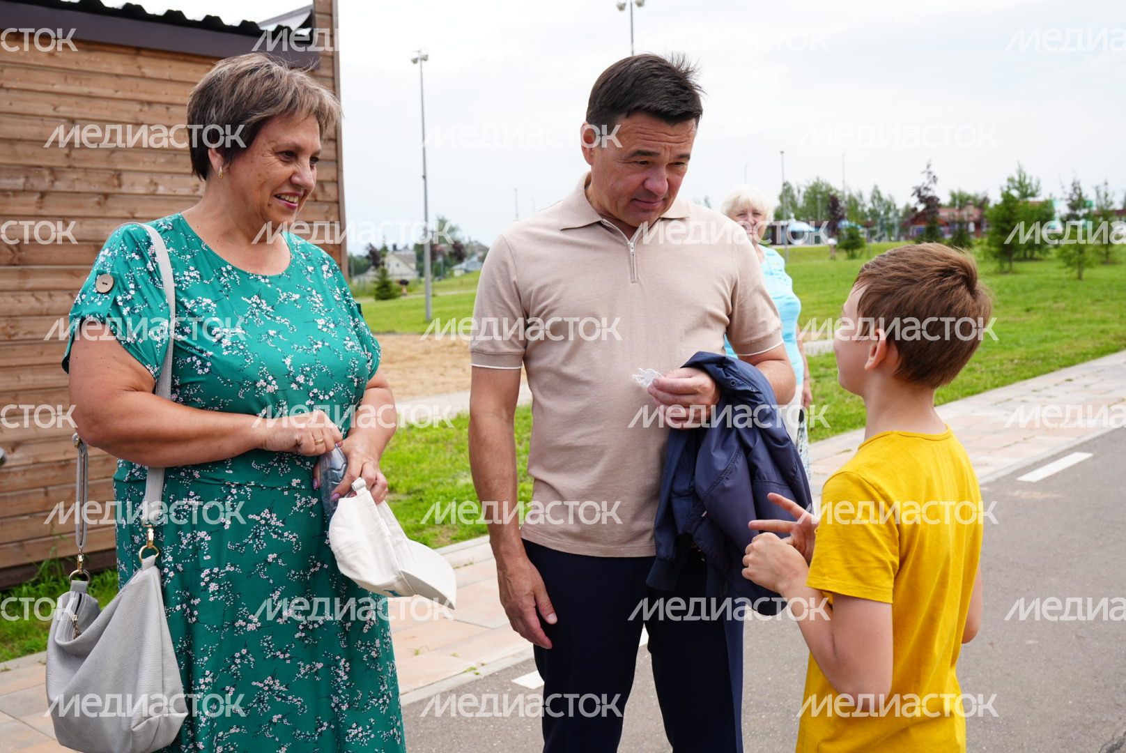 Встреча Губернатора Подмосковья с посетителями парка «Ривьера» в Можайске