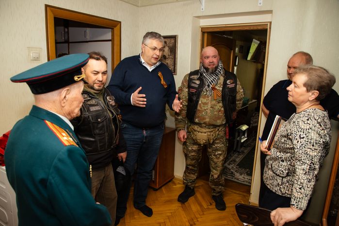 Визит Кирилла Григорьева к ветерану Великой Отечественной войны