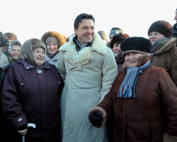 Андрей Воробьев на рубке Главной Новогодней ели