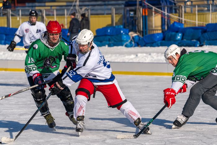 Турнир по уличному хоккею POND HOCKEY в Красногорске