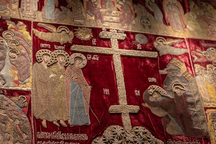 Ризница. Экспозиция Реликвия и сокровища Троице-Сергиева монастыря XI-XVII веков