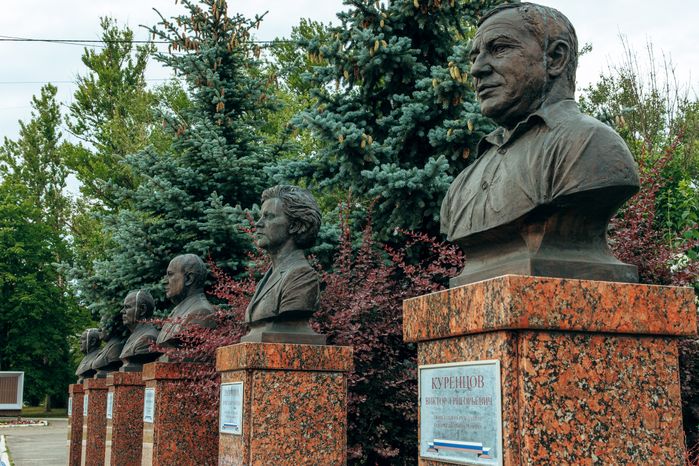 Памятник Одинцу боярину