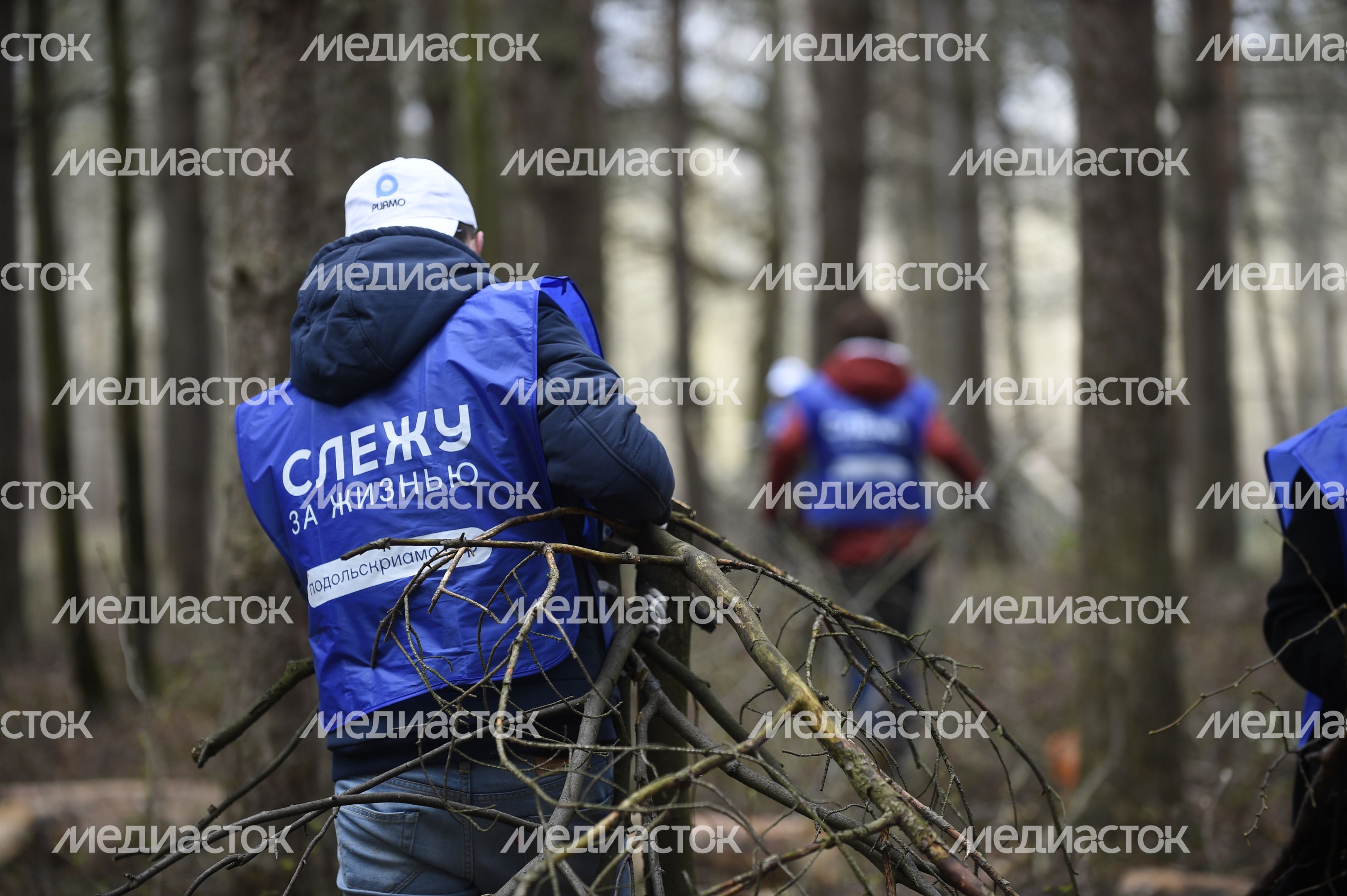 Медиасубботник РИАМО в парке «Дубрава» в Подольске