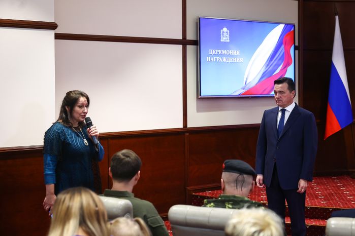 Награждение добровольцев из отряда «БАРС» Губернатором Подмосковья