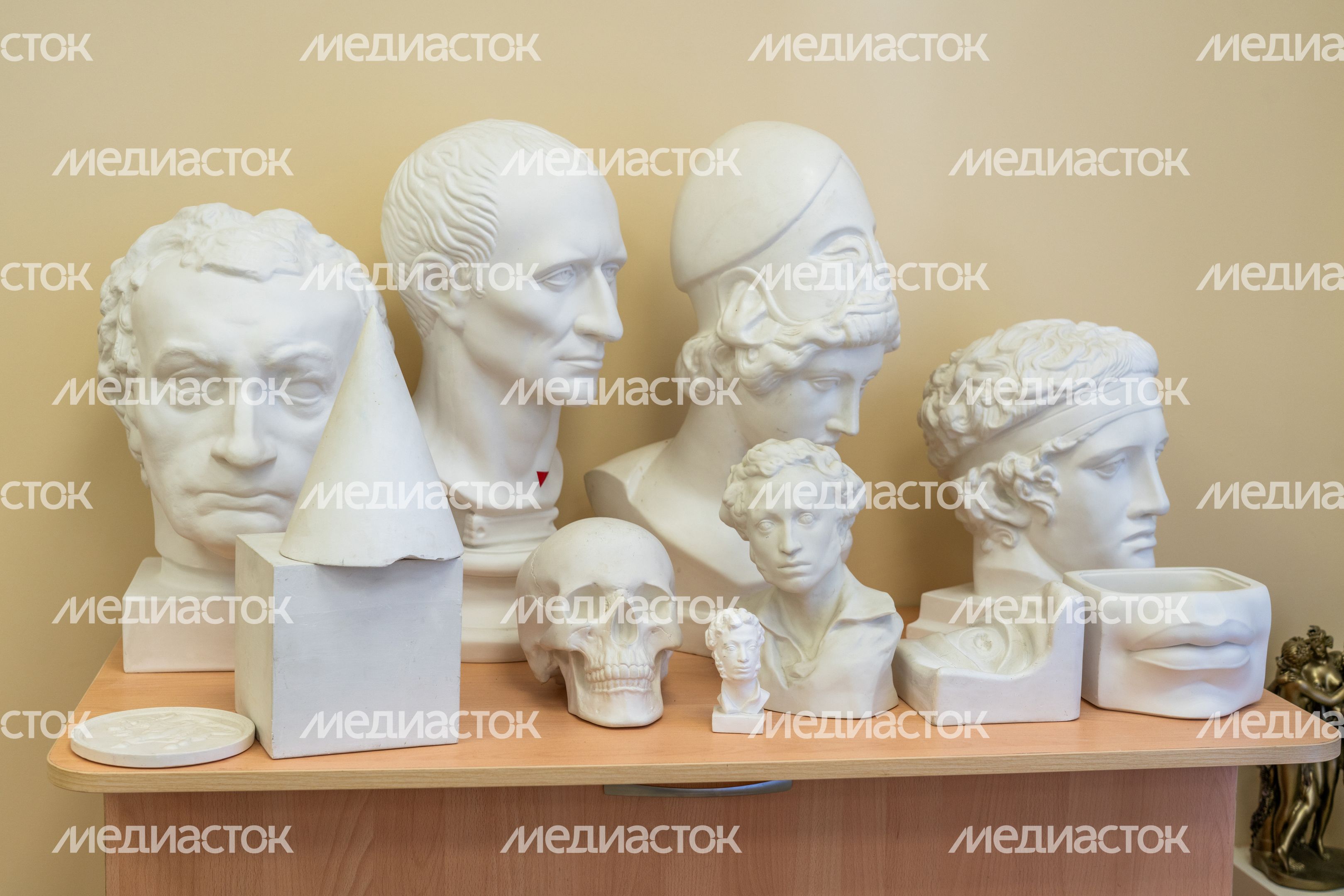 В Ступино после капремонта открылась школа искусств В Ступино после капремонта открылась школа искусств