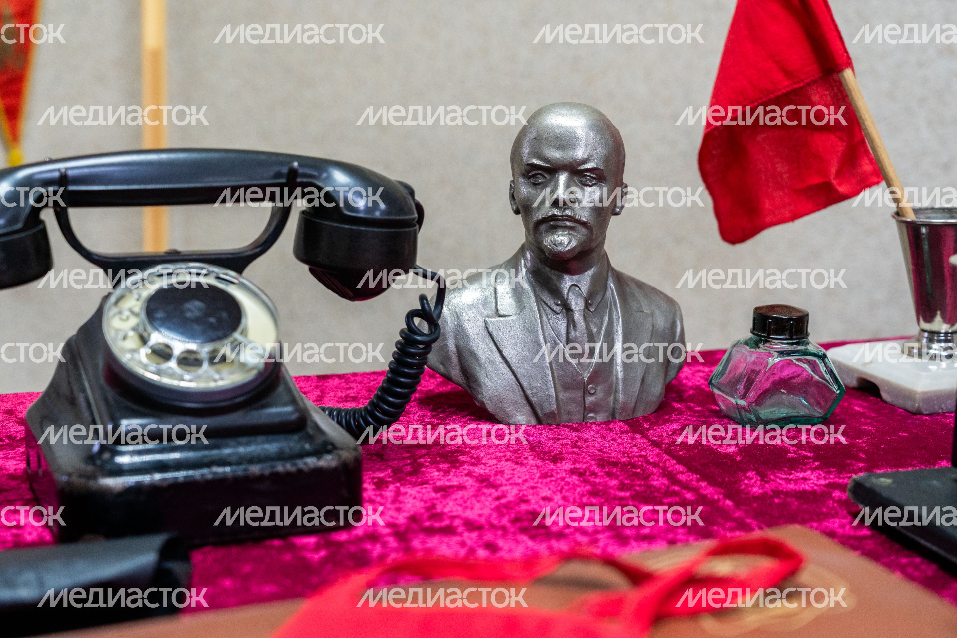Дом культуры «Луч» в селе Петрово-Дальнее округа Красногорск Дом культуры «Луч» в селе Петрово-Дальнее округа Красногорск