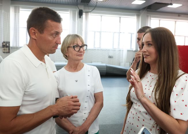 Александр Легков поздравил жителей Подмосковья с Днем физкультурника