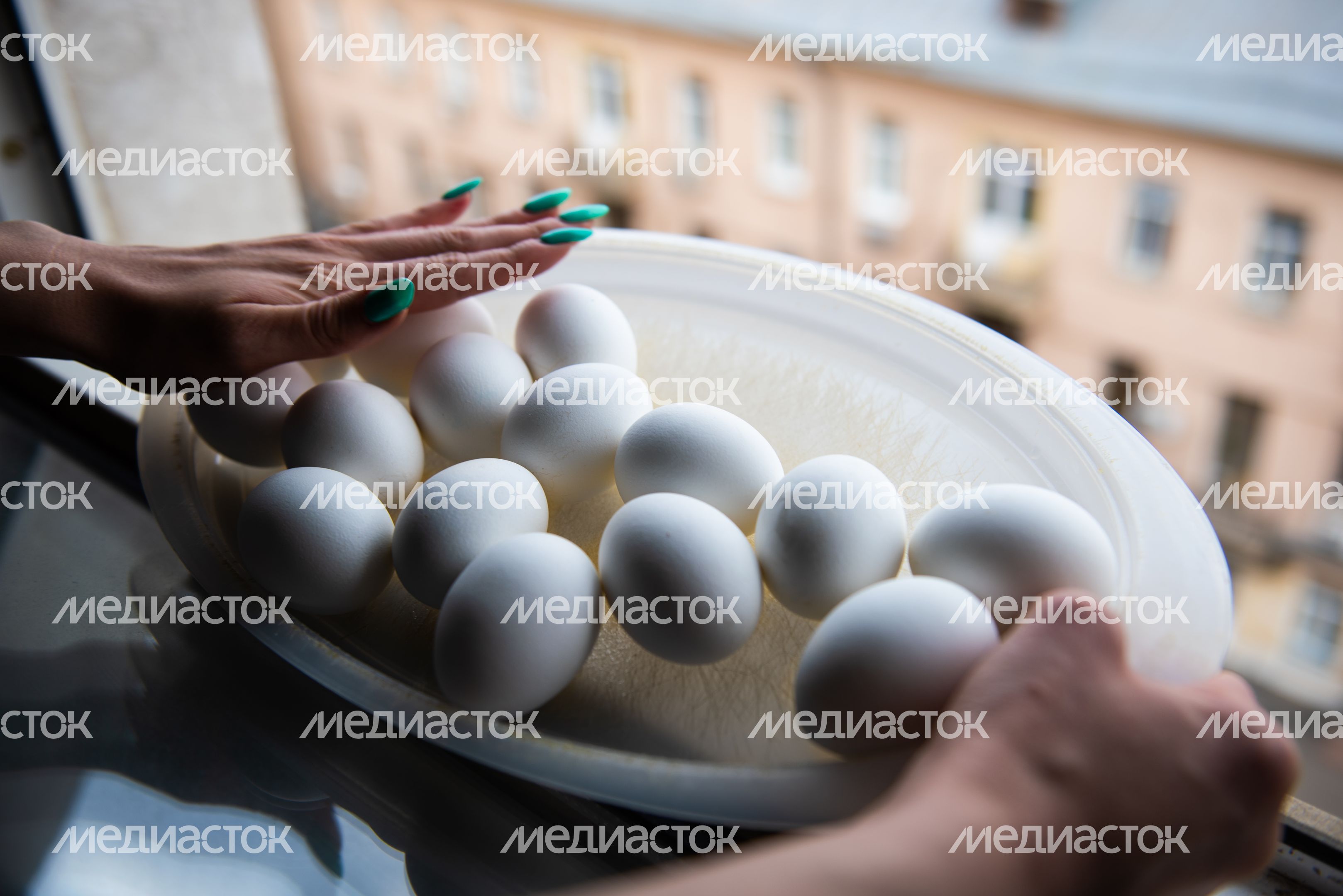 Эксперимент РИАМО по окраске яиц к Пасхе