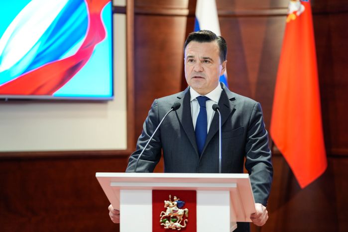 Андрей Воробьев вручил награды бойцам подразделений БАРС