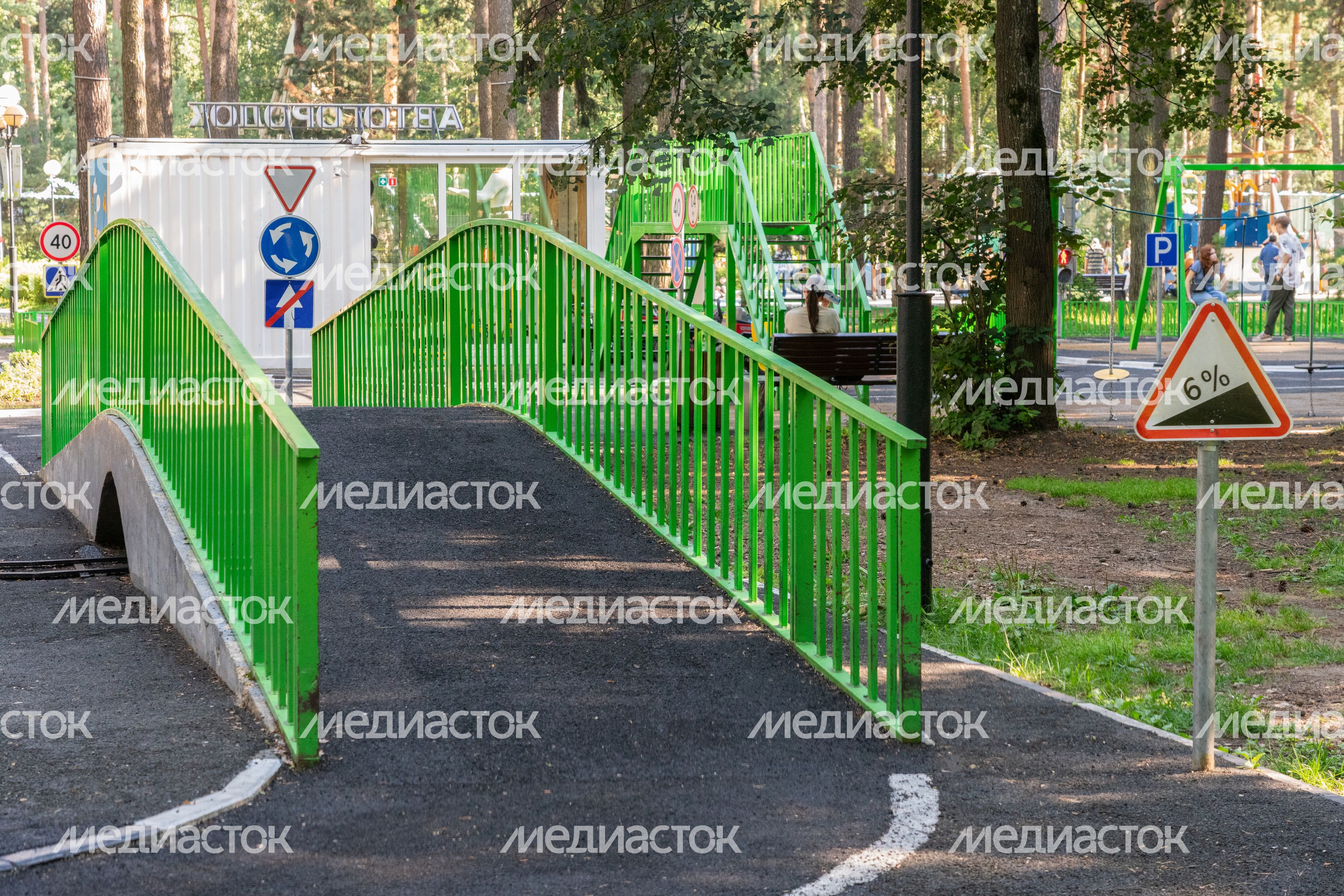 Детский городок «Сказочный» в Красногорске Детский городок «Сказочный» в Красногорске