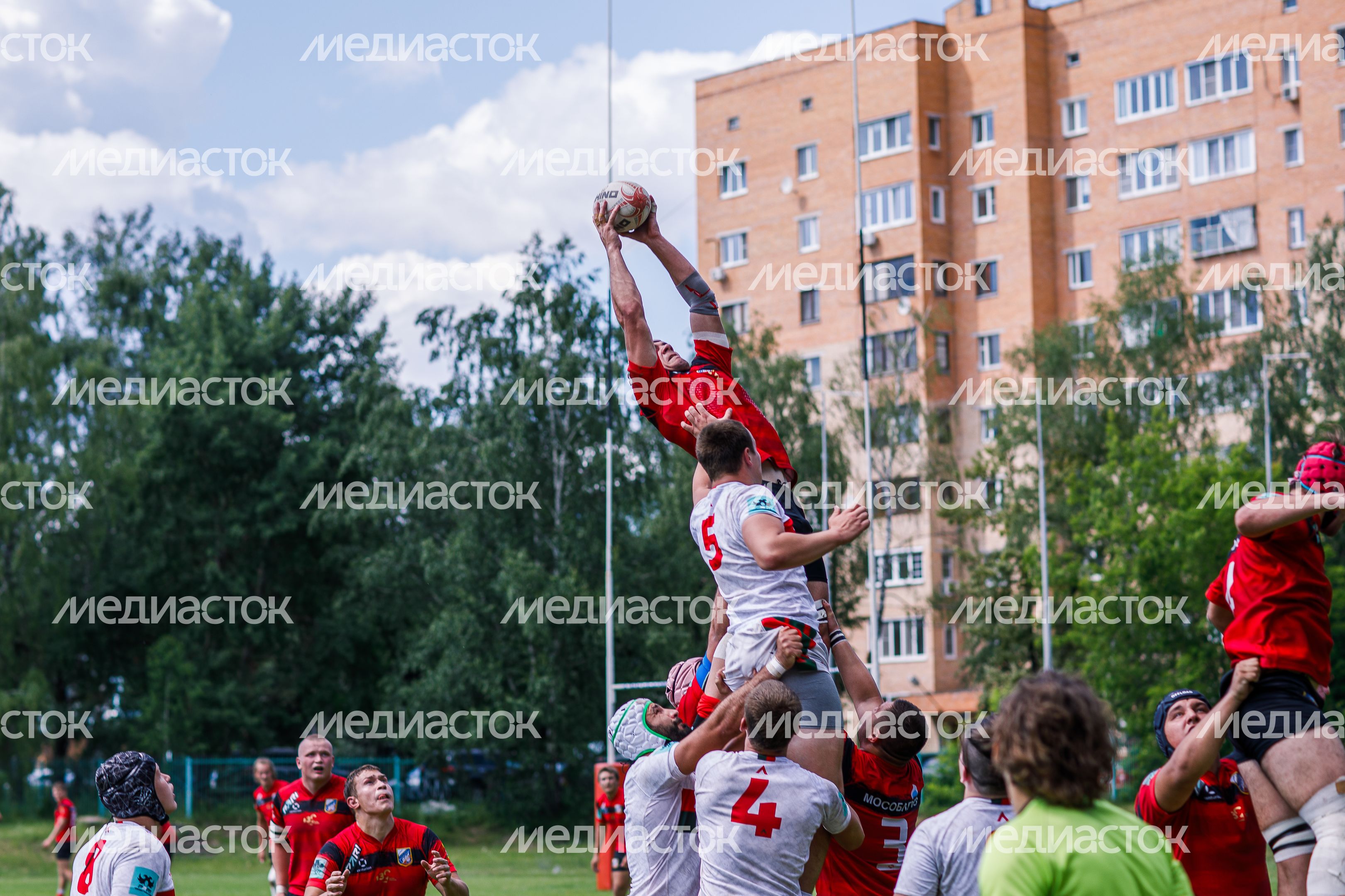 Победа "ВВА-Подмосковье-м" в чемпионате молодежных команд по регби в Монино