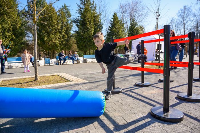 Семейный спортивный фестиваль «Парк-атлон» в парке Мира города Мытищи