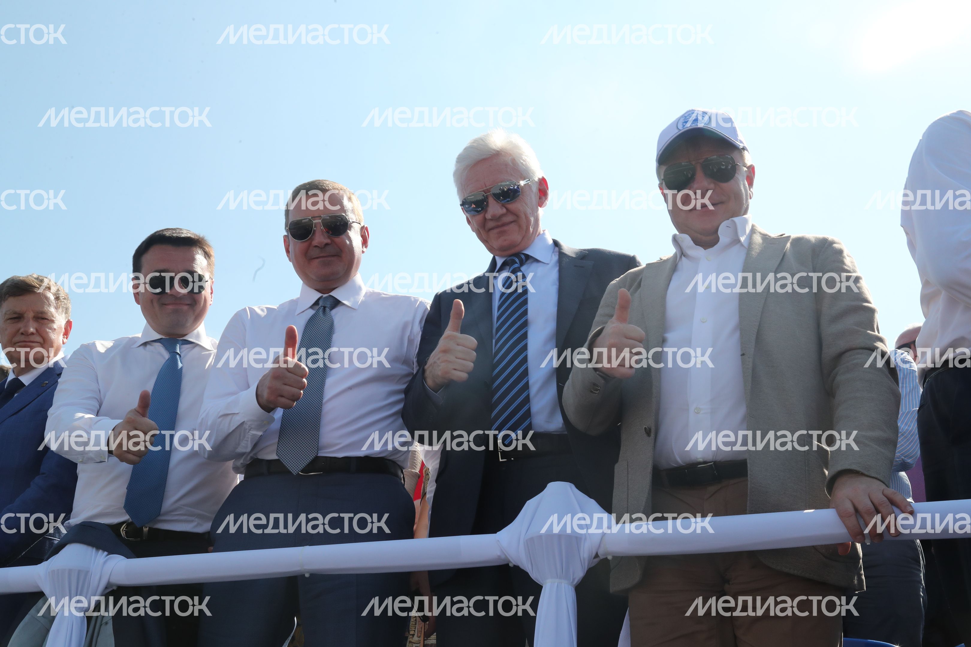 Губернатор Подмосковья присутствовал на главном военно-морском параде в честь Дня ВМФ