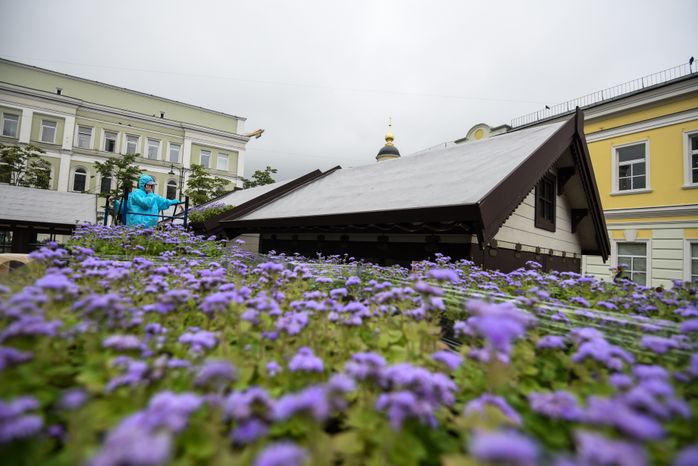 Подготовка площадок нового фестиваля Московское Лето Цветочный Джем
