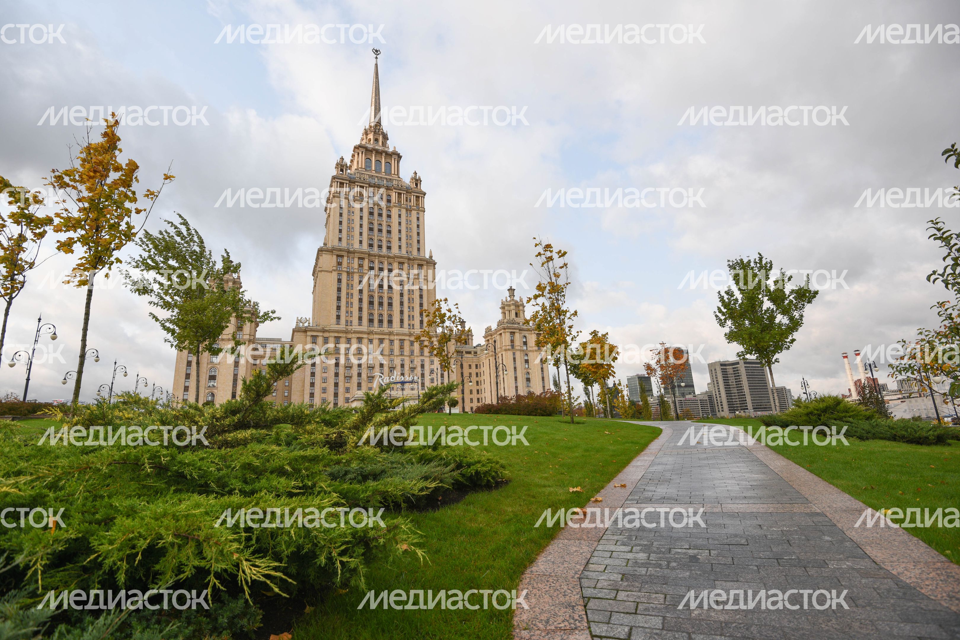 Гостиница «Украина»