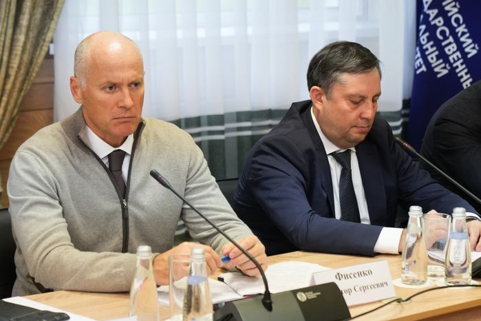Заседания Попечительского совета Госфонда "Защитники Отечества" в реабилитационном центре "Чайковский"