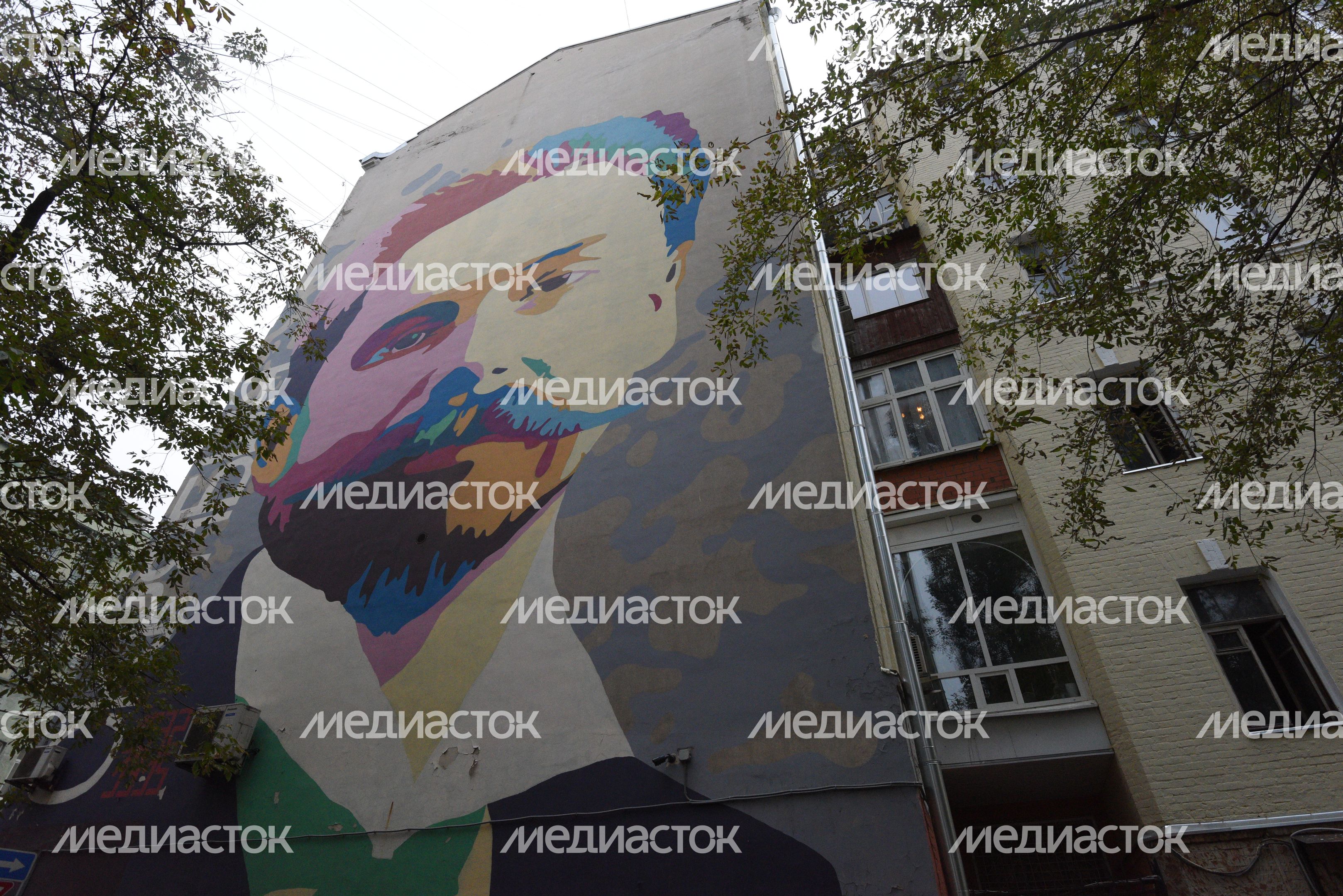 Граффити на улицах Москвы