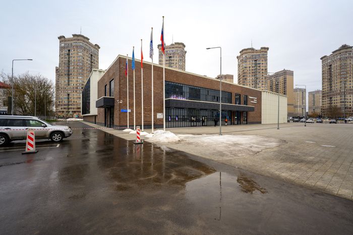 Новый ФОК с бадминтонным центром и бассейном в Раменском
