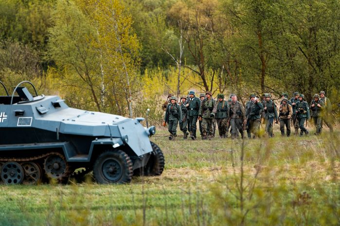 XIX Военно-исторический фестиваль "Огненная дуга" в Ступино