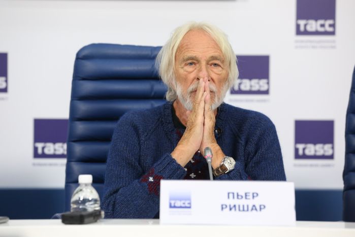 Пресс-конференция французского актера Пьера Ришара
