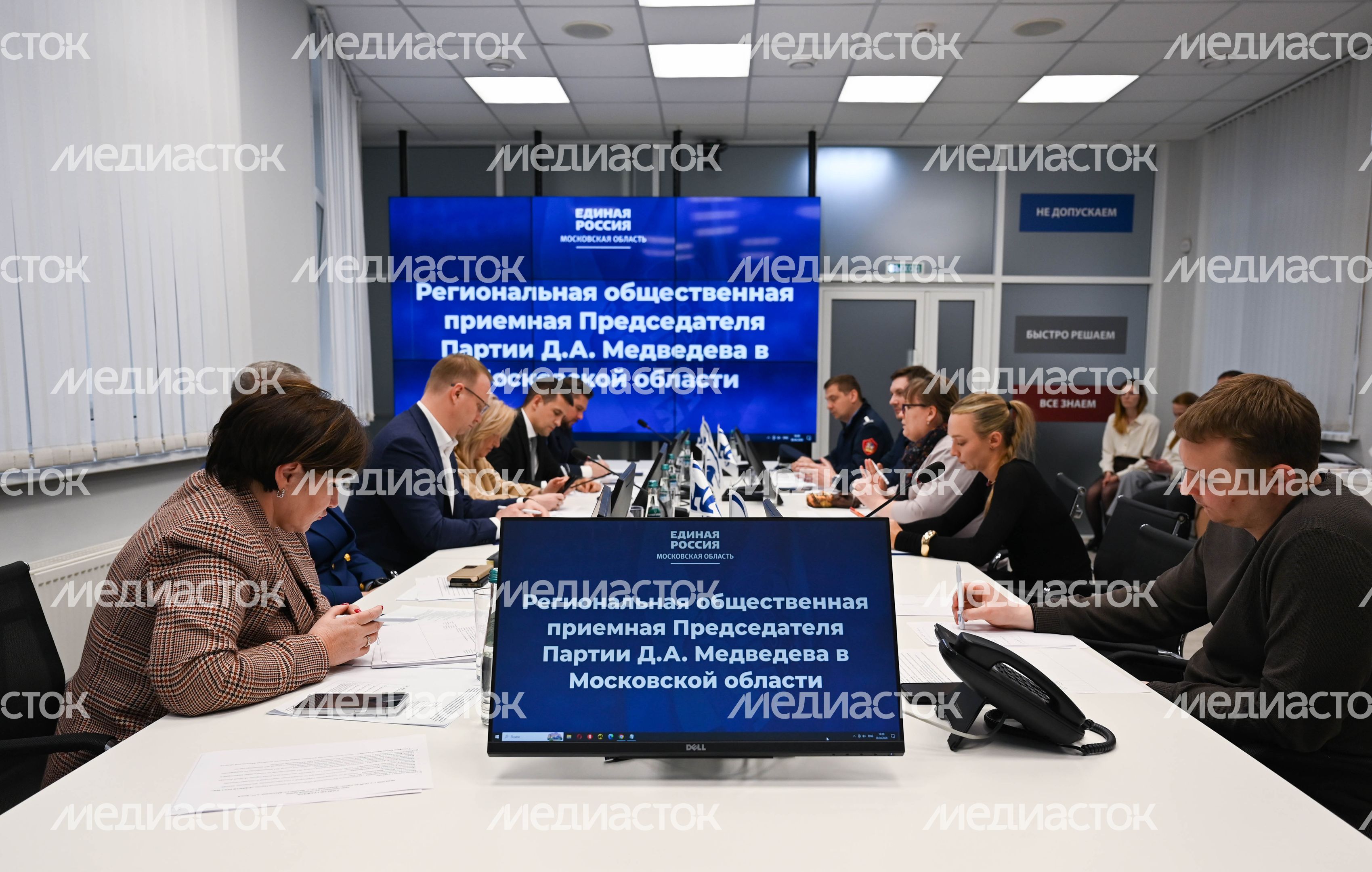 Игорь Даниленко провёл личный приём граждан в Ленинском округе