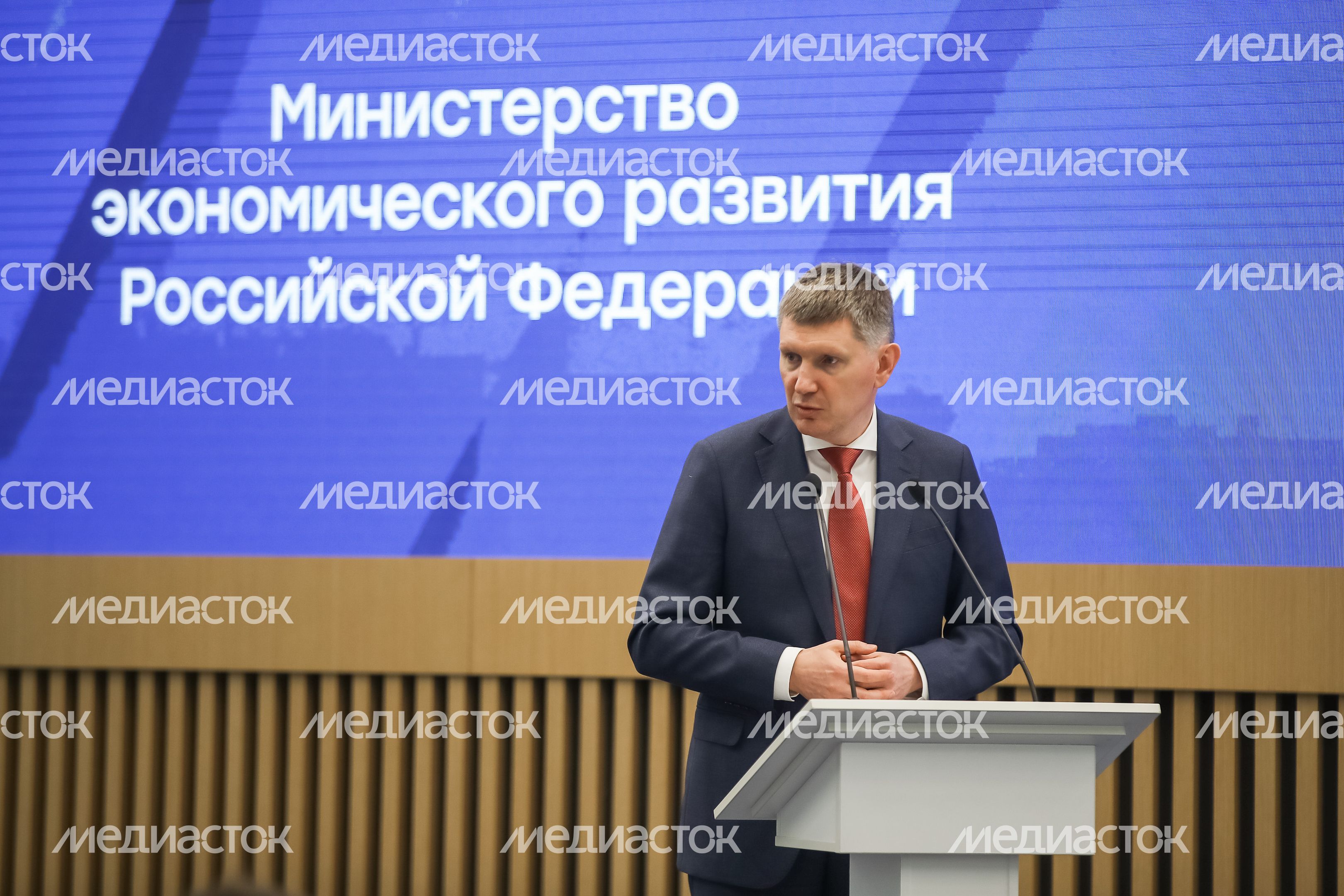 Съезд министров экономики субъектов России открылся в Доме правительства Подмосковья Съезд министров экономики субъектов России открылся в Доме правительства Подмосковья