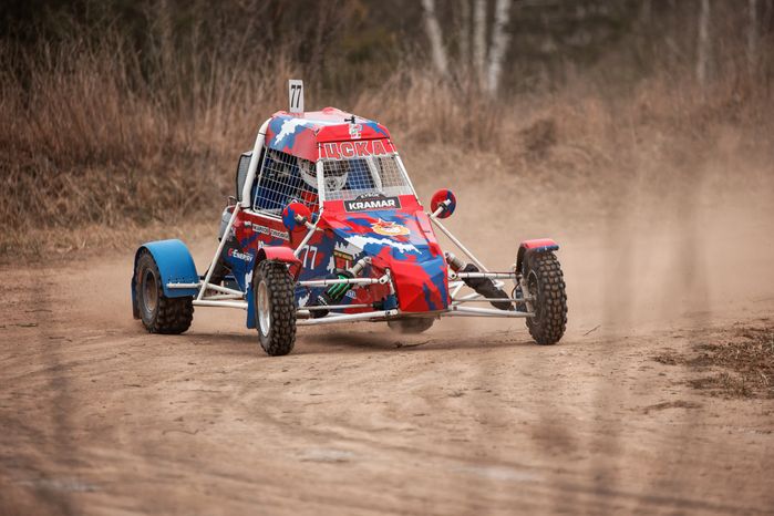 Гонки по кроссу на автомобилях и багги на Кубок Kramar Motorsport в Раменском округе