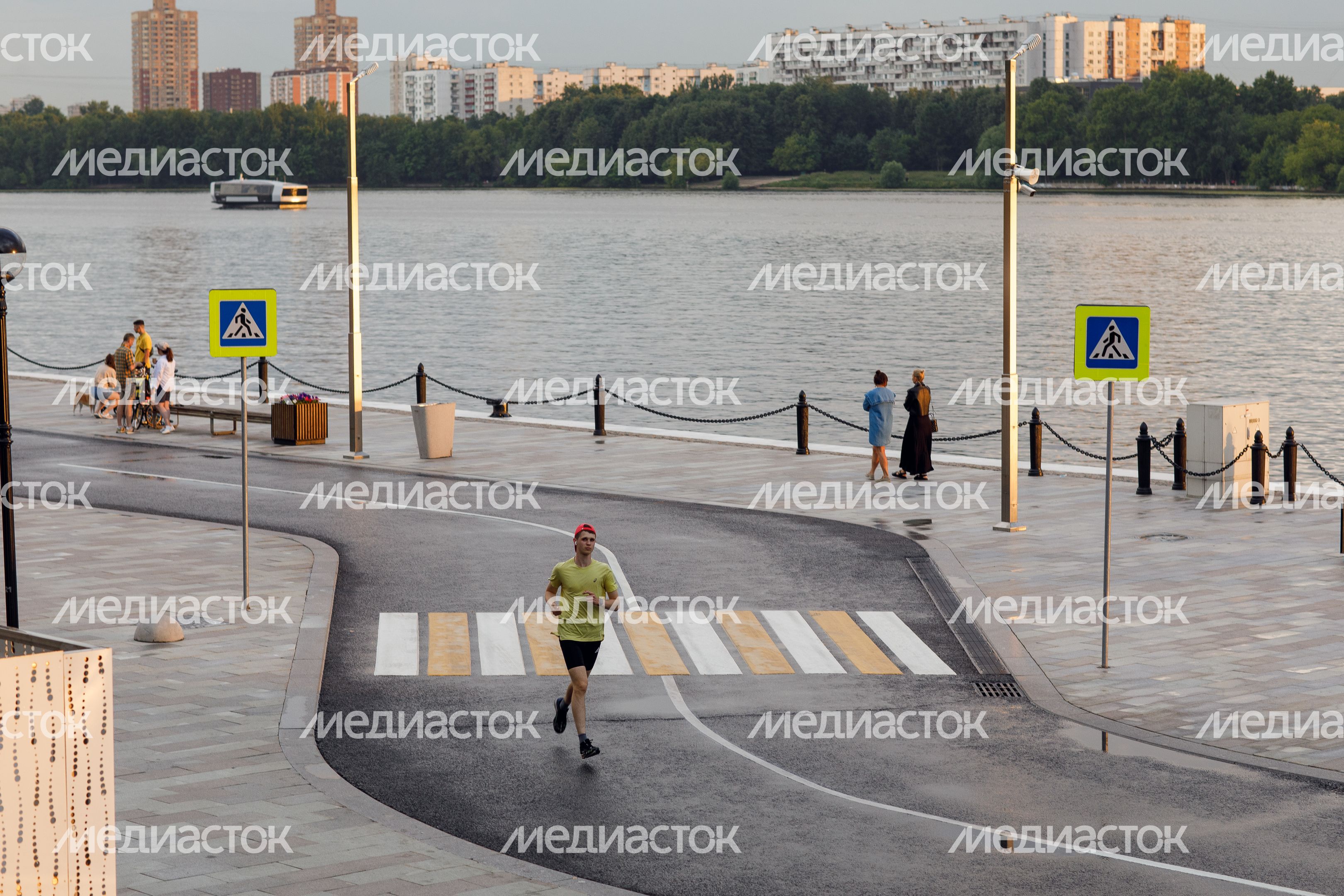 Химкинское водохранилище Химкинское водохранилище