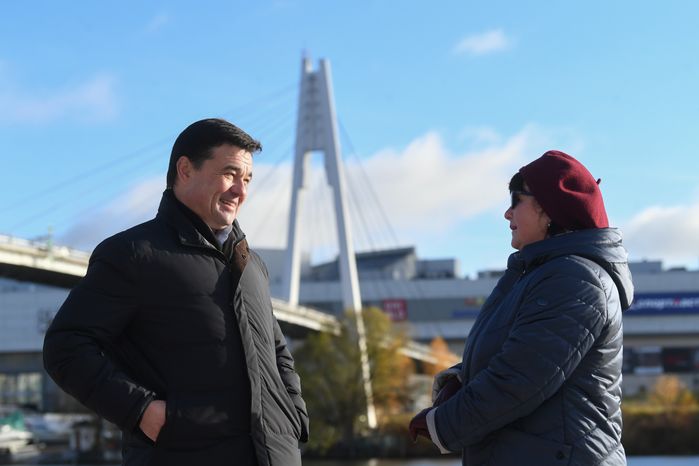 Проверка губернатором Подмосковья хода благоустройства набережной в микрорайоне Павшинская Пойма