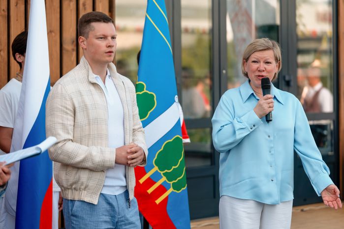 Первый заместитель главы округа Красногорск Наталья Тимошина на открытии площадки для пляжного волейбола «Пойма volley»