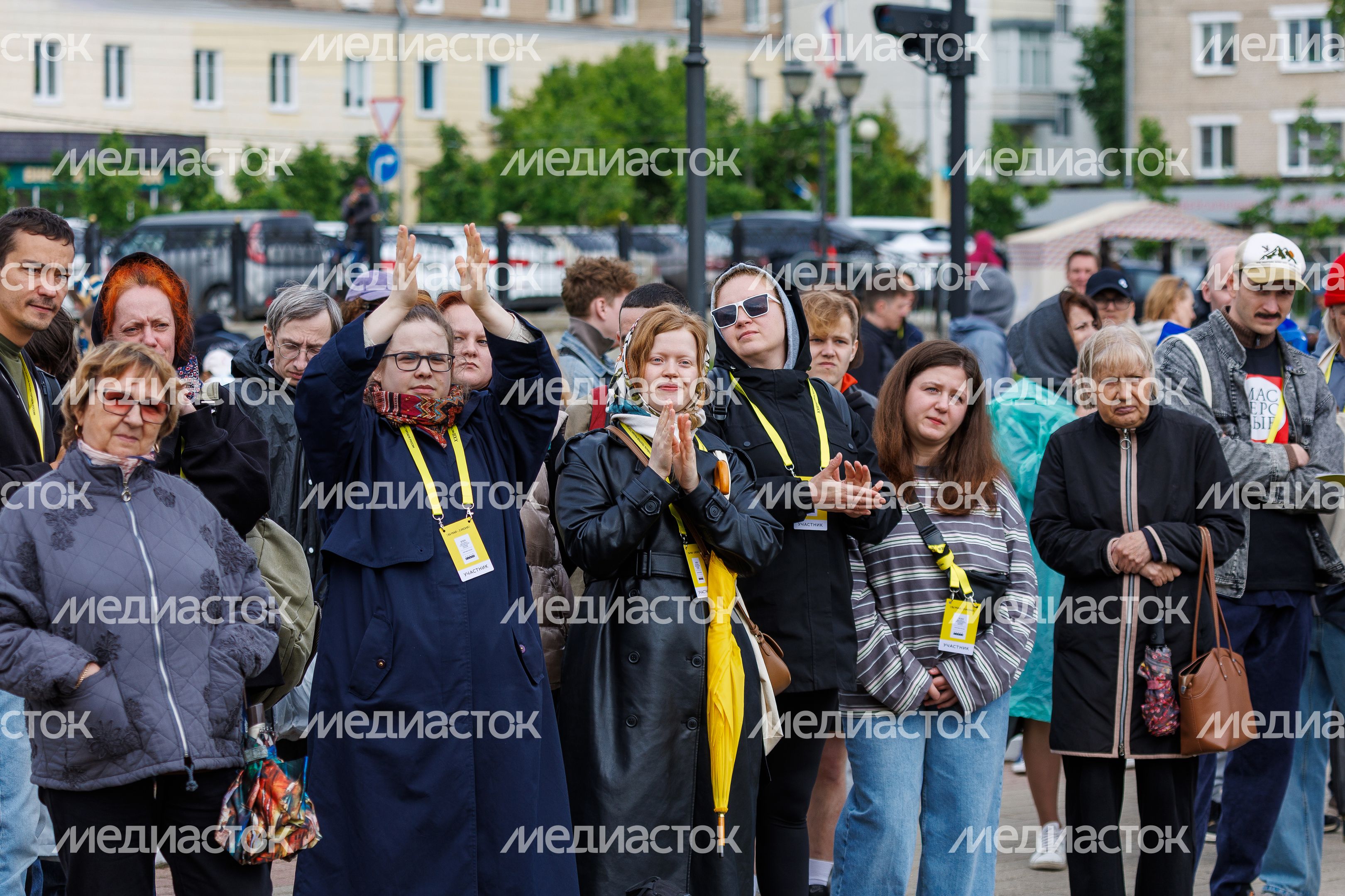 Открытие XXIII Фестиваля театров малых городов России на Советской площади Сергиева Посада Открытие XXIII Фестиваля театров малых городов России на Советской площади Сергиева Посада