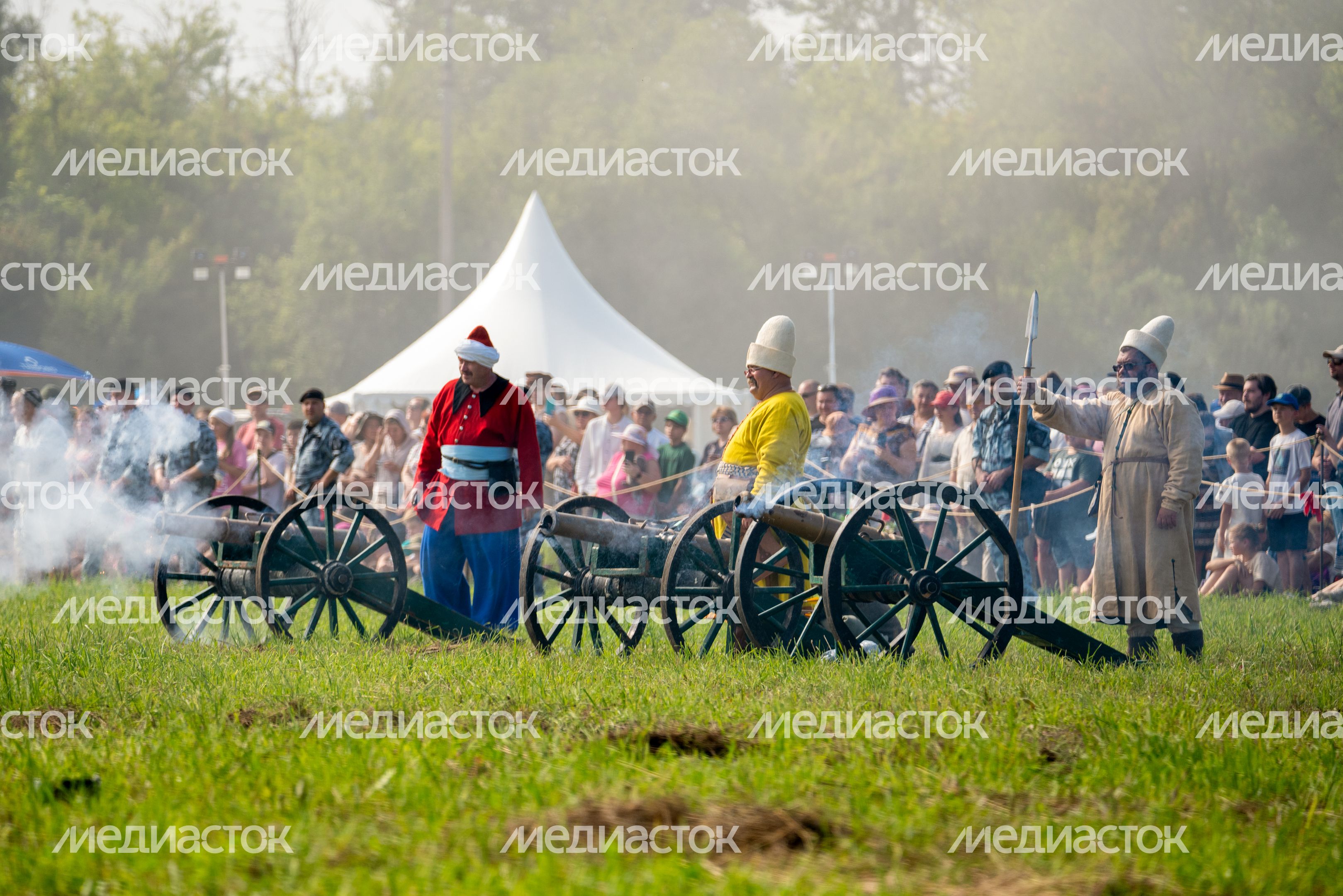 Эпоха Древней Руси XVI века на фестивале «Гуляй город» в округе Чехов Эпоха Древней Руси XVI века на фестивале «Гуляй город» в округе Чехов