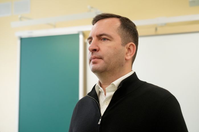 Андрей Булгаков проверил готовность новой школы в пгт Свердловский г.о. Лосино-Петровский