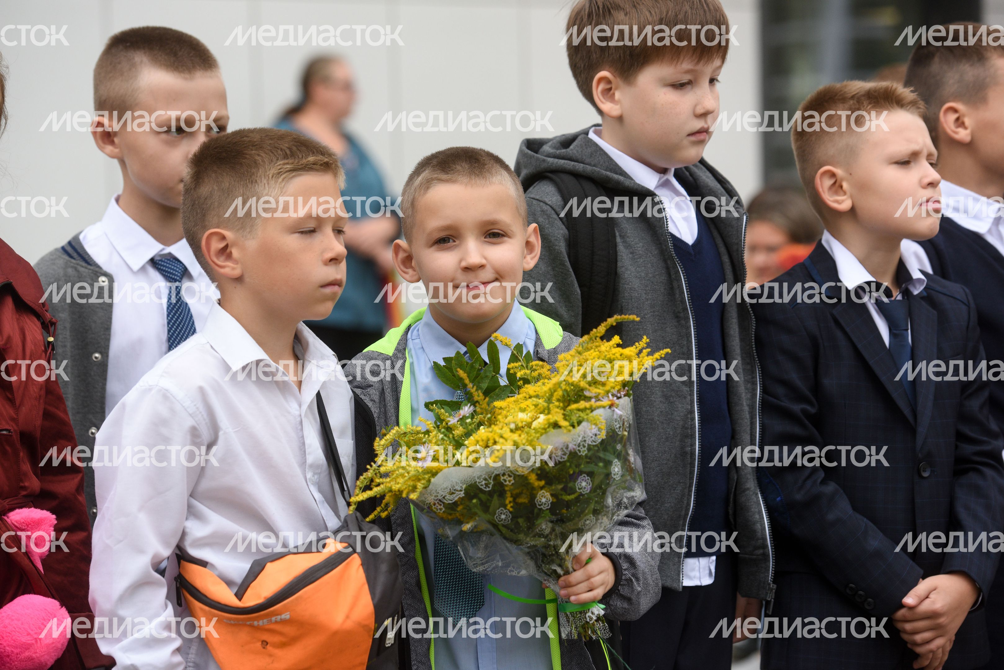 День знаний в общеобразовательной школе № 8 в городском округе Балашиха