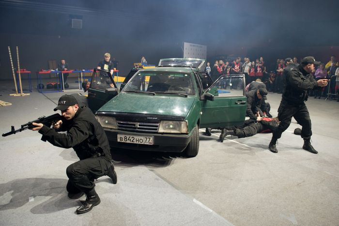 Состязания по служебному многоборью DME SWAT Challenge в Домодедово