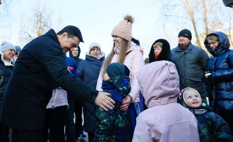 Встреча Губернатора Подмосковья с родителями учащихся СОШ №2