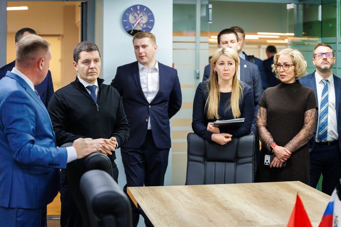 Делегацию из ЯНАО познакомили с работой Центра управления регионом