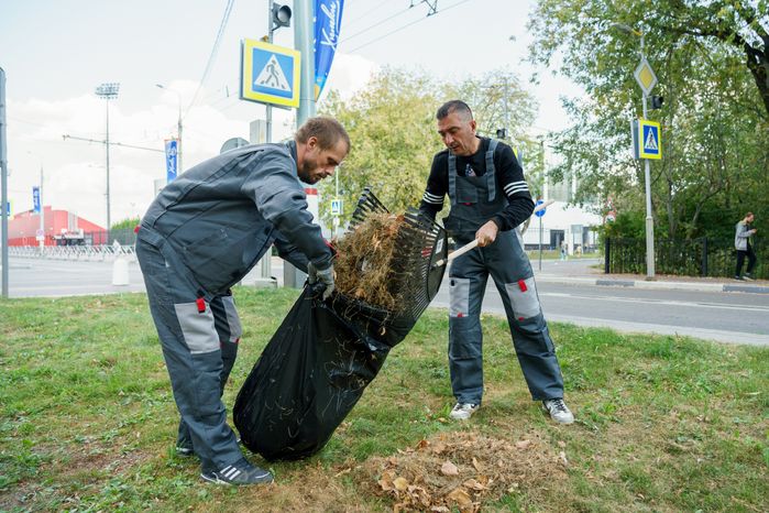 Уборка территории в Химках