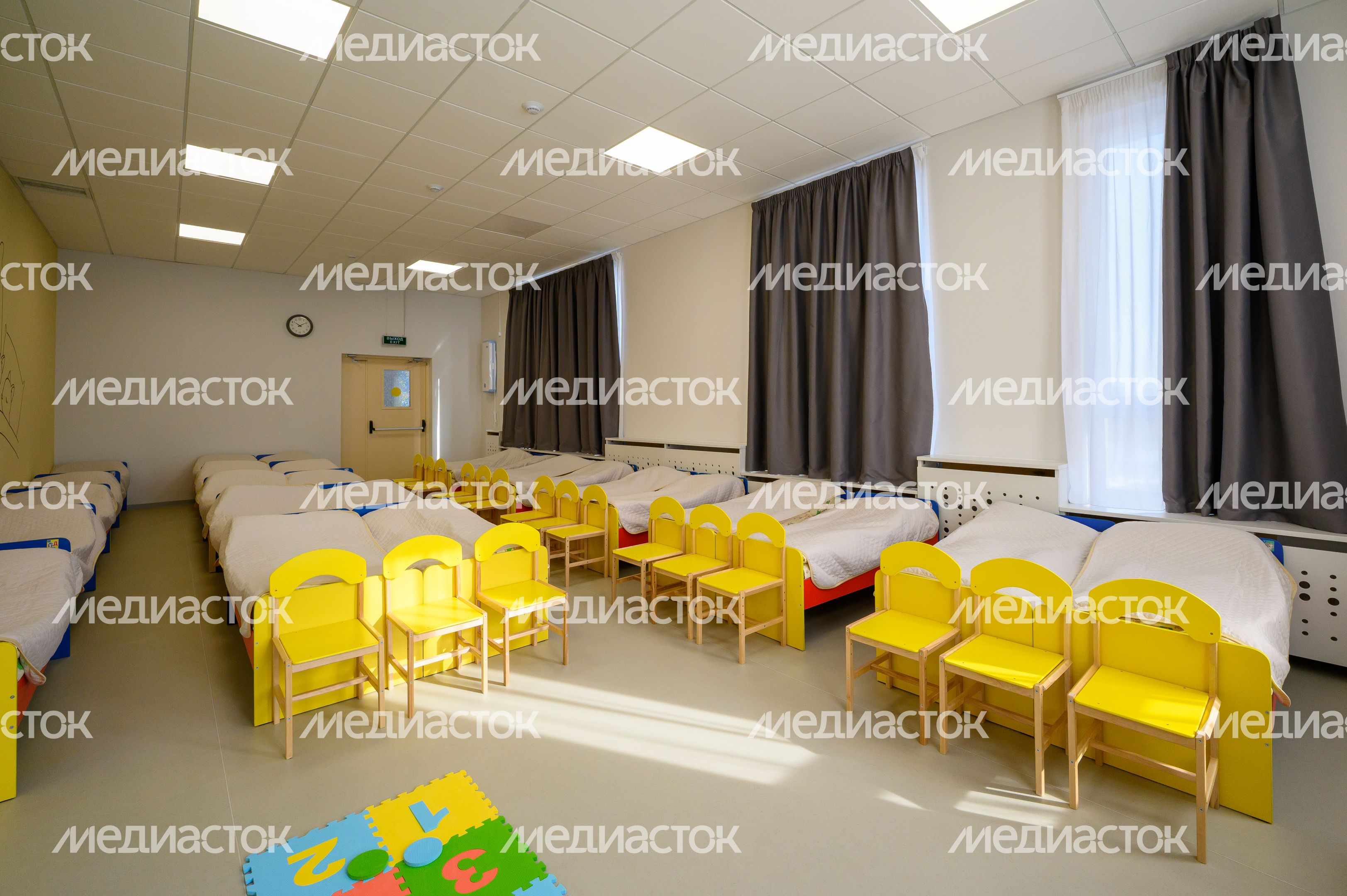 Спальня в новом детском саду «Аистенок» в ЖК «Новое Медведково» в Мытищах Спальня в новом детском саду «Аистенок» в ЖК «Новое Медведково» в Мытищах