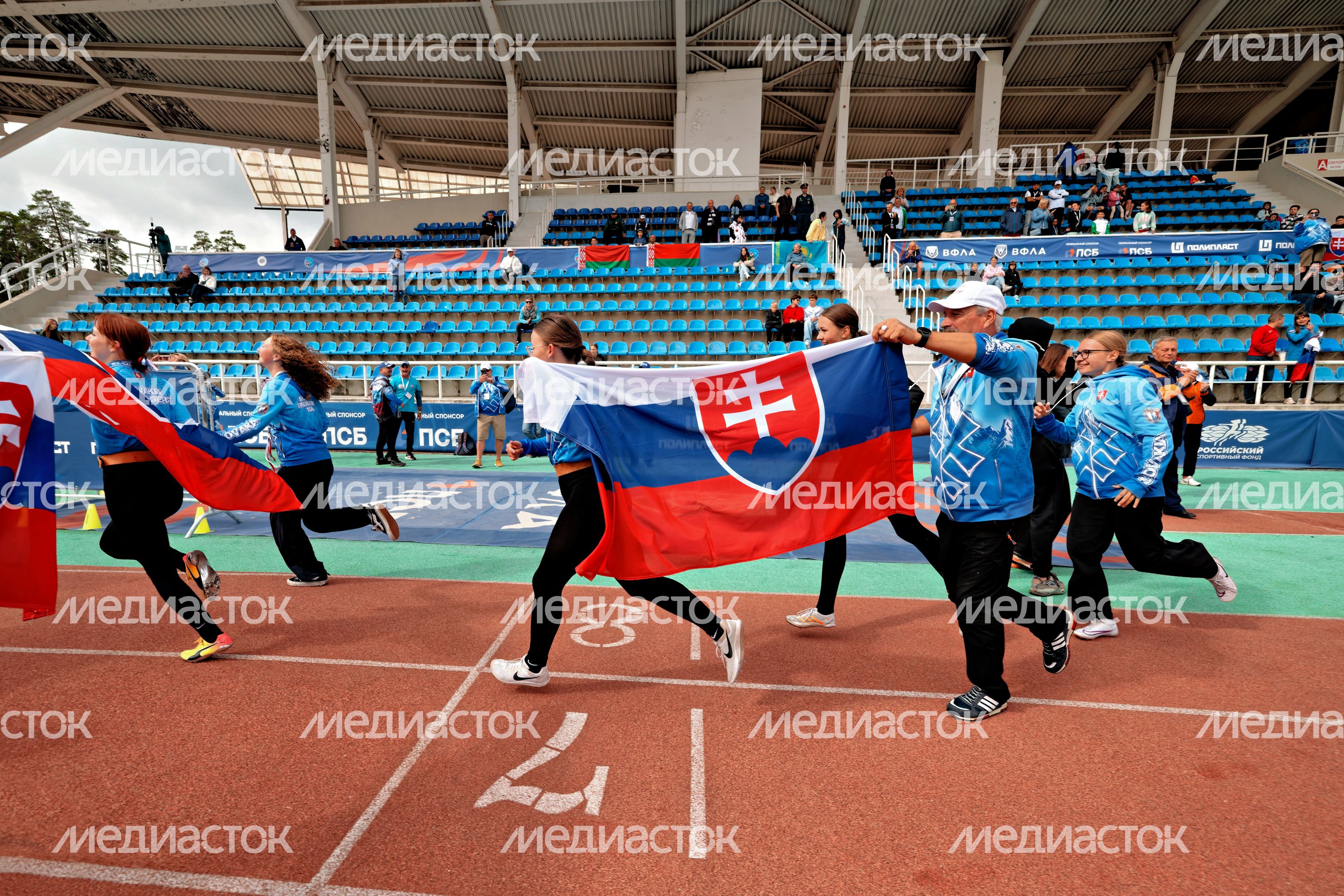 Женская сборная Словакии завоевала серебро в боевом развертывании на XI Чемпионате мира по пожарно-спасательному спорту Женская сборная Словакии завоевала серебро в боевом развертывании на XI Чемпионате мира по пожарно-спасательному спорту