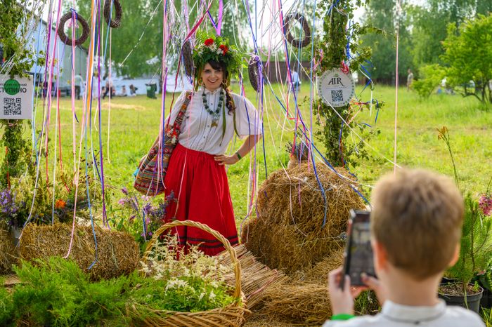 Фотозона на фестивале «Иван Купала 2025» в Кашире