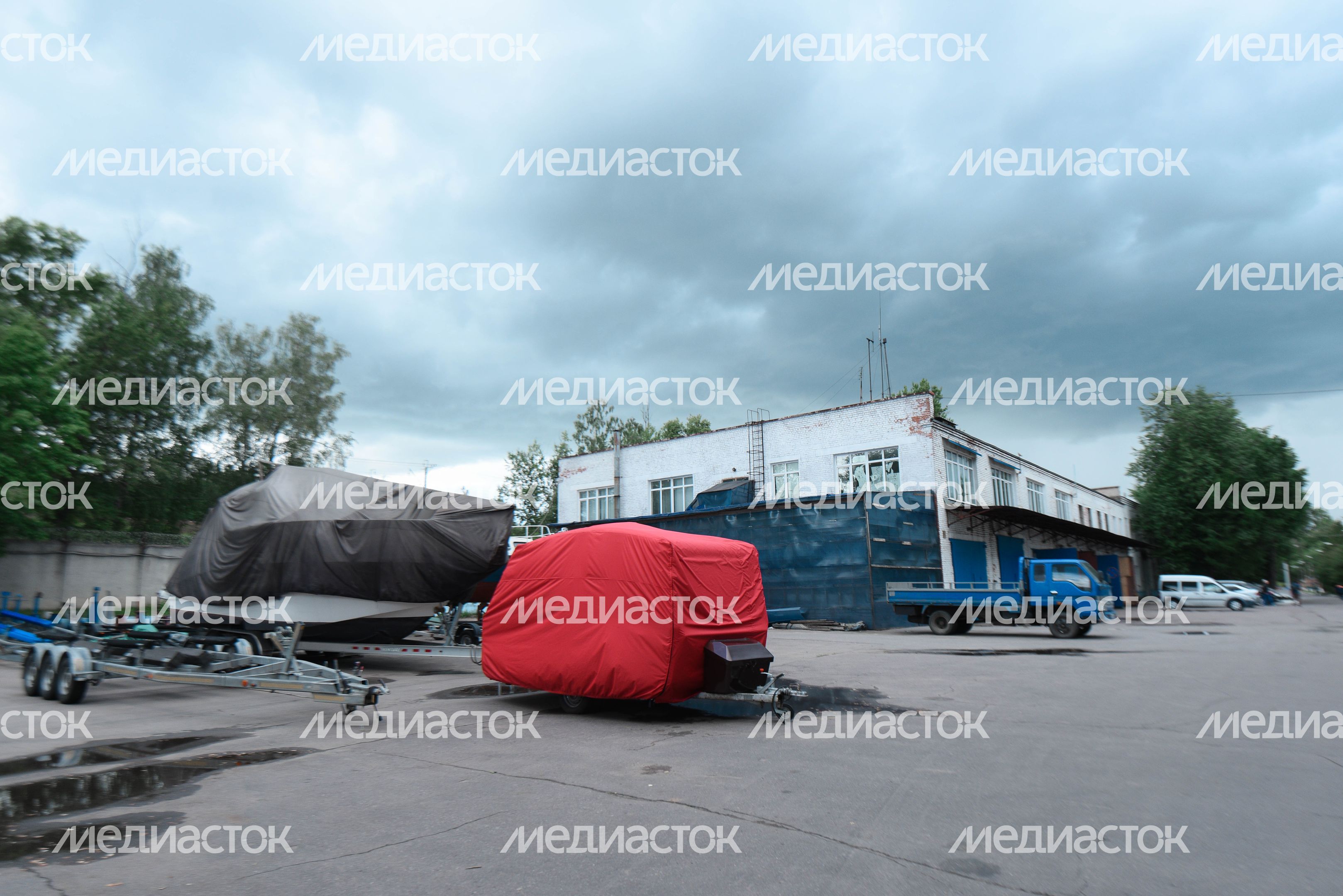 Московский международный яхтенный порт в Долгопрудном