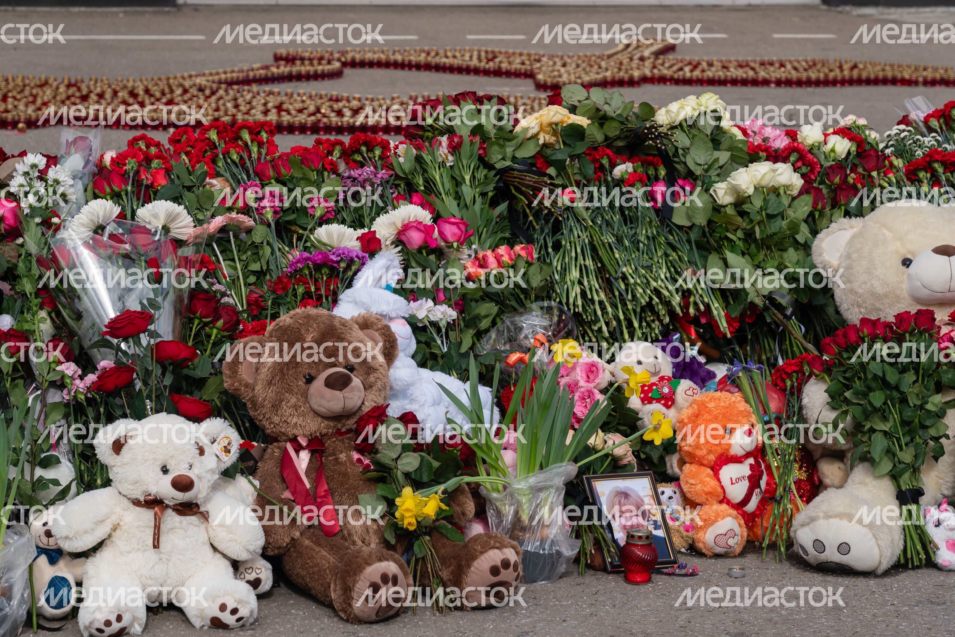 Мемориал памяти погибших в «Крокус Сити Холле» в Красногорске