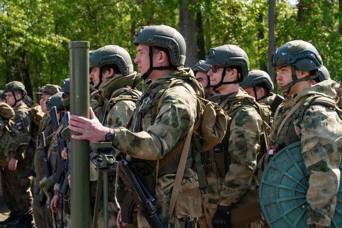 Военно-техническая игра "Арт-дуэль-2024" на аэродроме Волосово