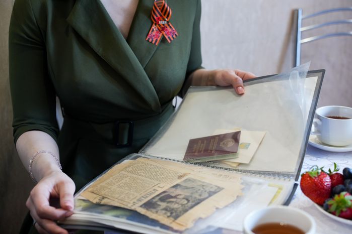 Ветерана ВОВ Клавдию Ровинскую поздравили с Днем Победы