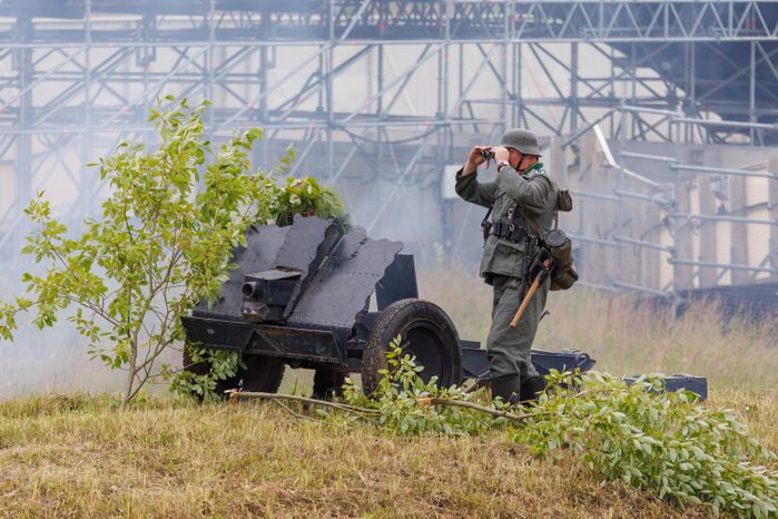 Эпизод Курской битвы под Прохоровкой на военно-исторической реконструкции в Центральном парке «Патриот»