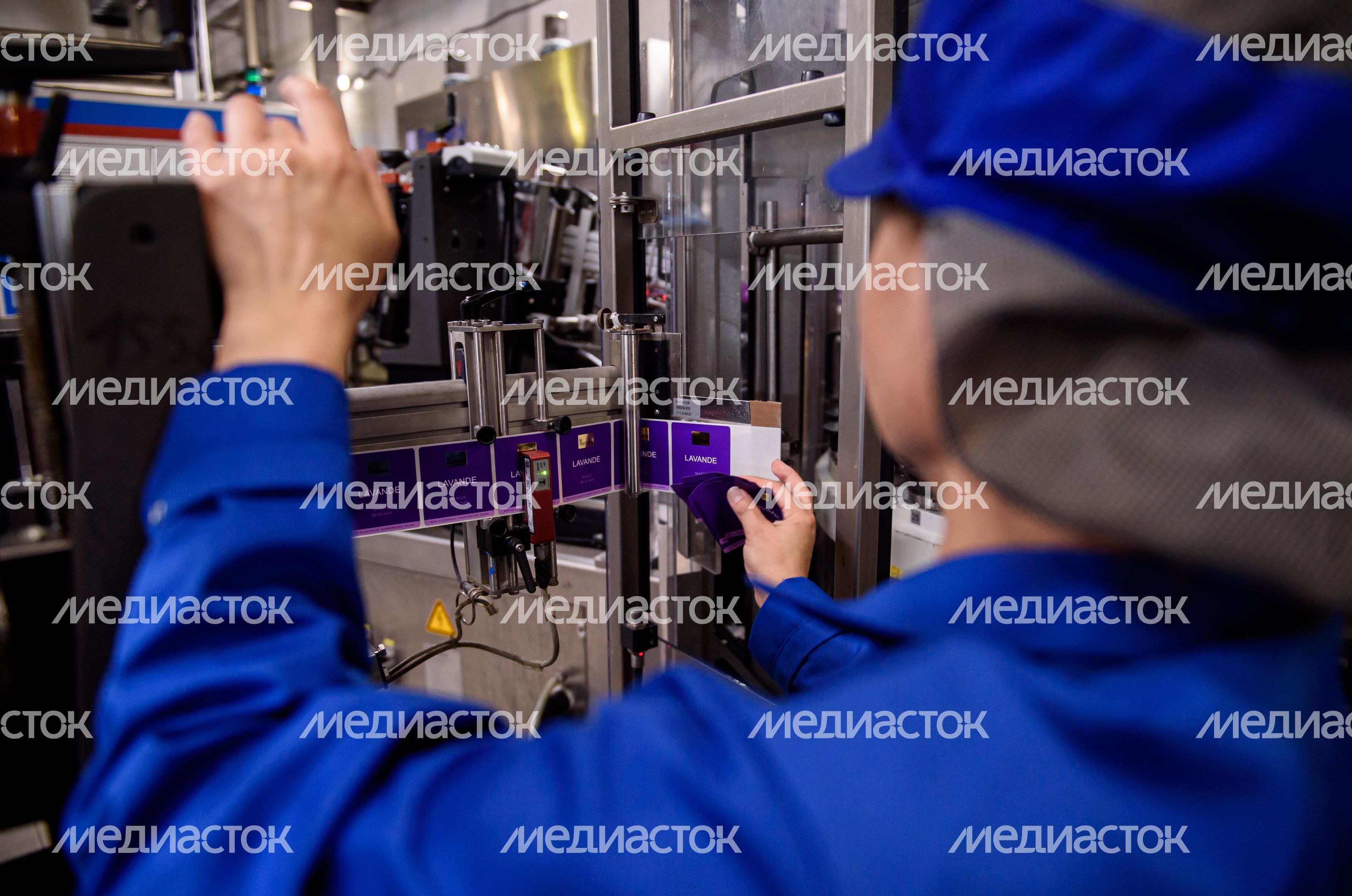 Аналог Сoca‑Cola начали производить в Подмосковье Аналог Сoca‑Cola начали производить в Подмосковье